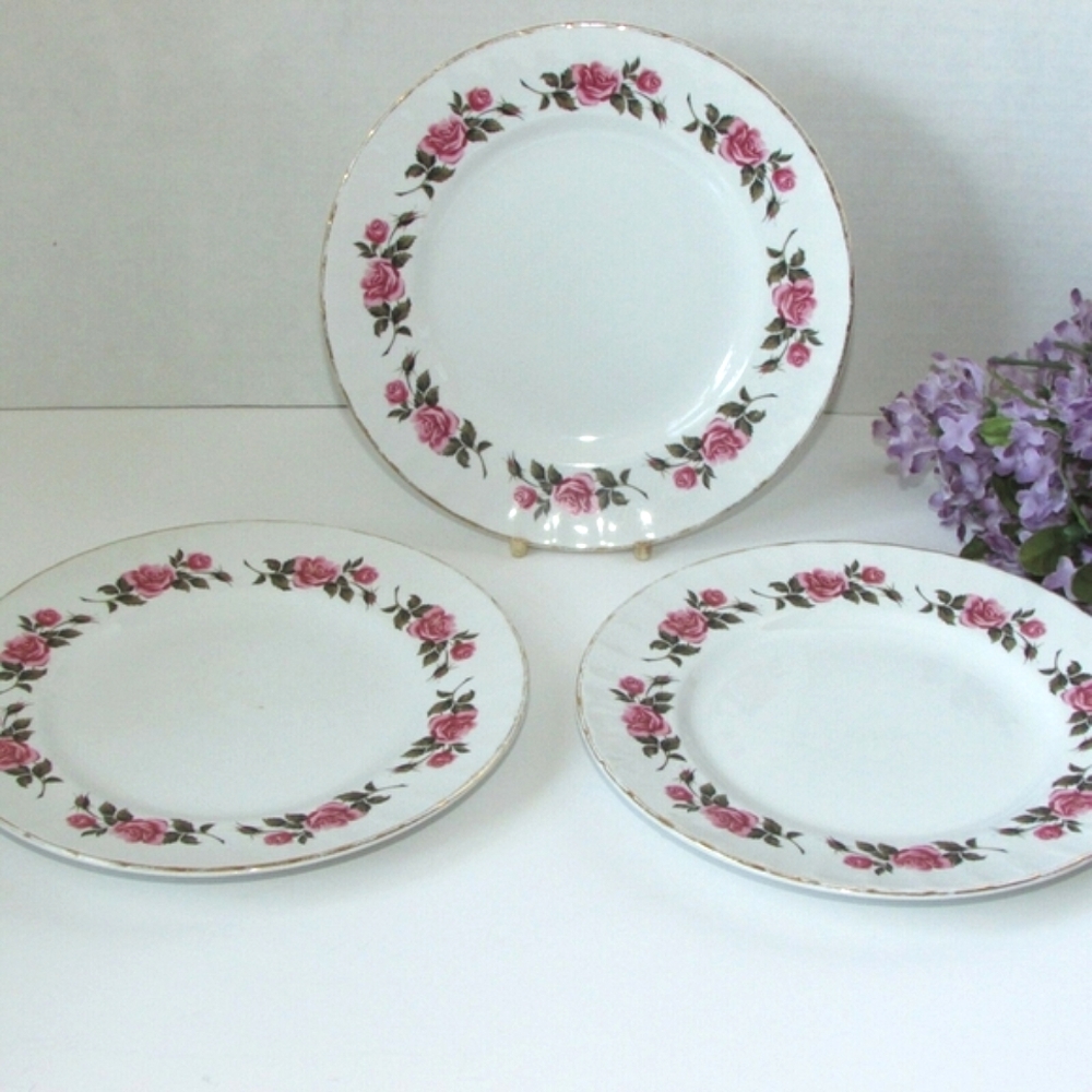 Ridgway Romance White Mist Bread Plates Set Of 3 Staffordshire England 22KT Gold